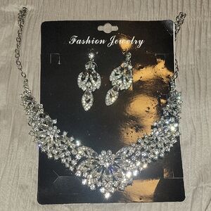 Elegant Silver Fashion Jewelry Set